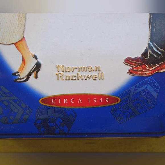 Vintage Norman Rockwell Tin  Snickers 2001 Christmas Decor Santa Kissing Mom - Picture 10 of 12